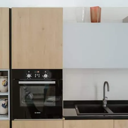 Comoda Casa - Centro Storico Con Netflix Apartamento Molfetta